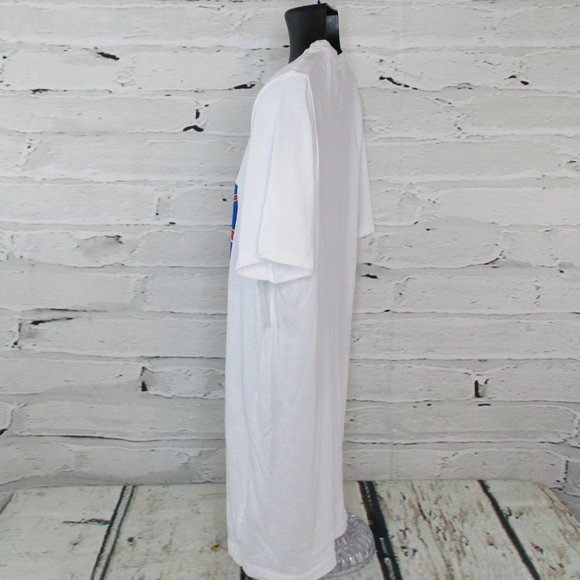 Bravado Queen The Crazy Tour Graphic T-Shirt - Picture 5 of 6